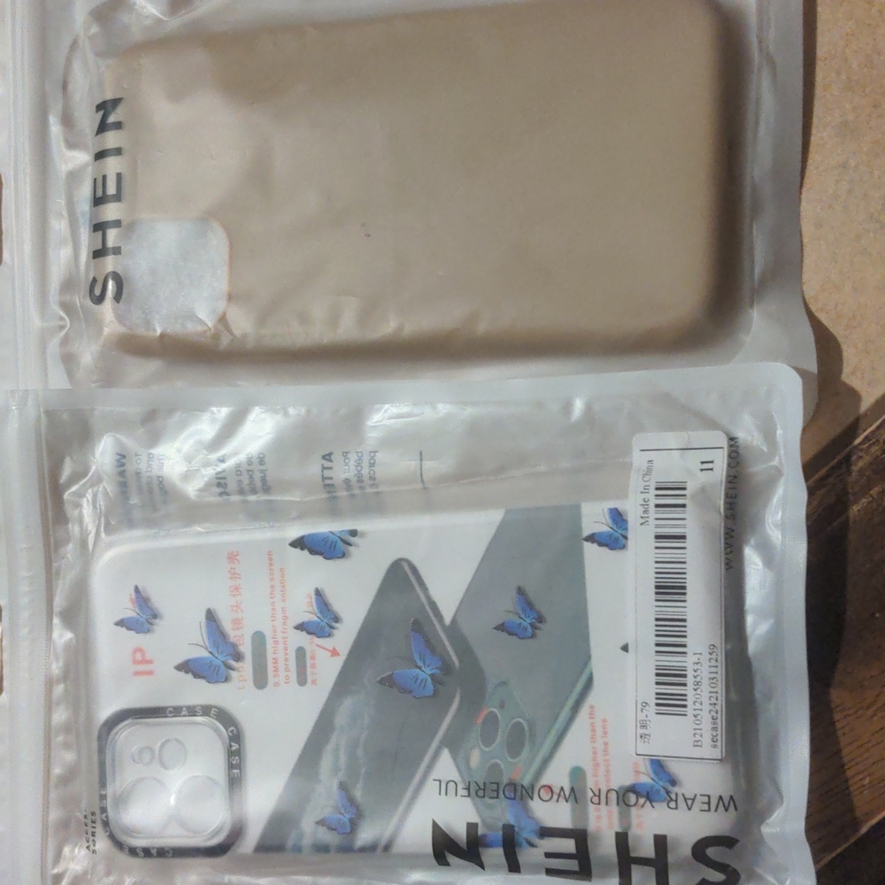 Shein Butterfly clear with blue 🦋 and tan bundle 11 cases